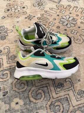 Nike Kids Air Max-Style Sneakers — White, Teal & Lime